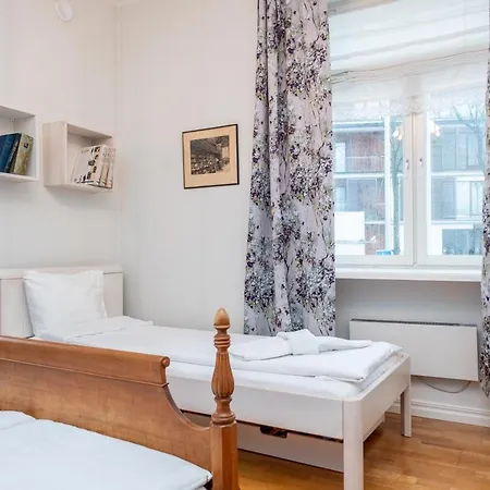 Dream - Unique 2br Park View With Free Parking Tallin