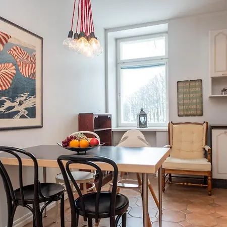 Dream - Unique 2br Park View With Free Parking Tallin